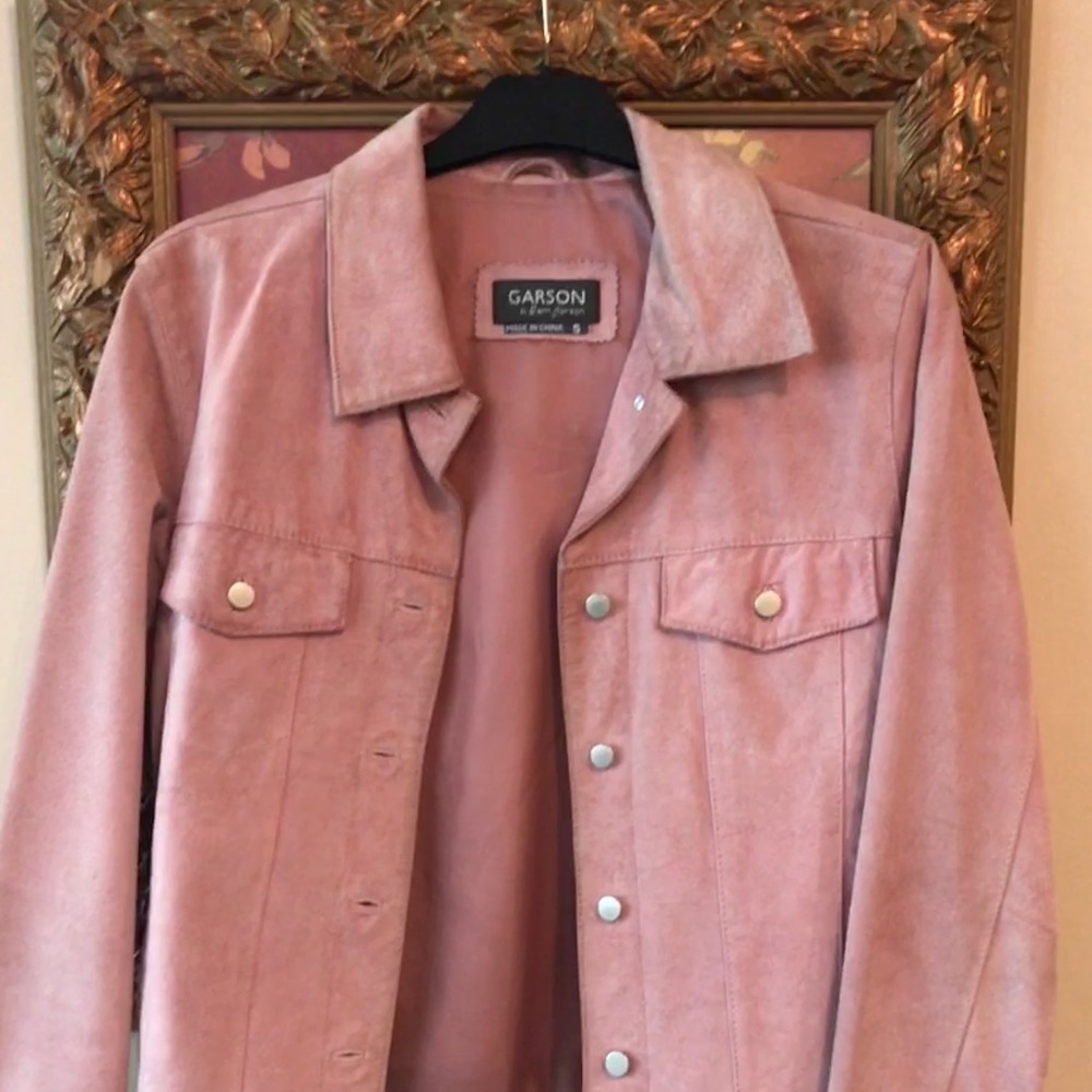 Suede jacket, very nice!